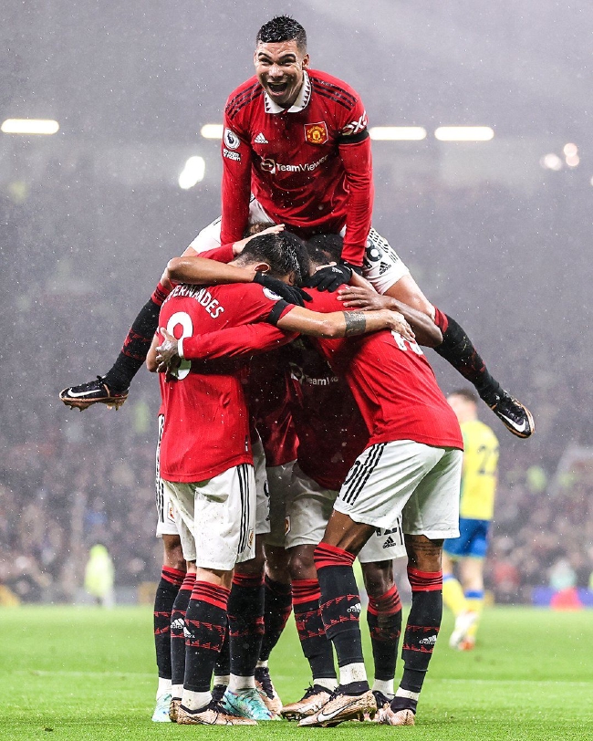 赖于年轻的 赖于年轻的