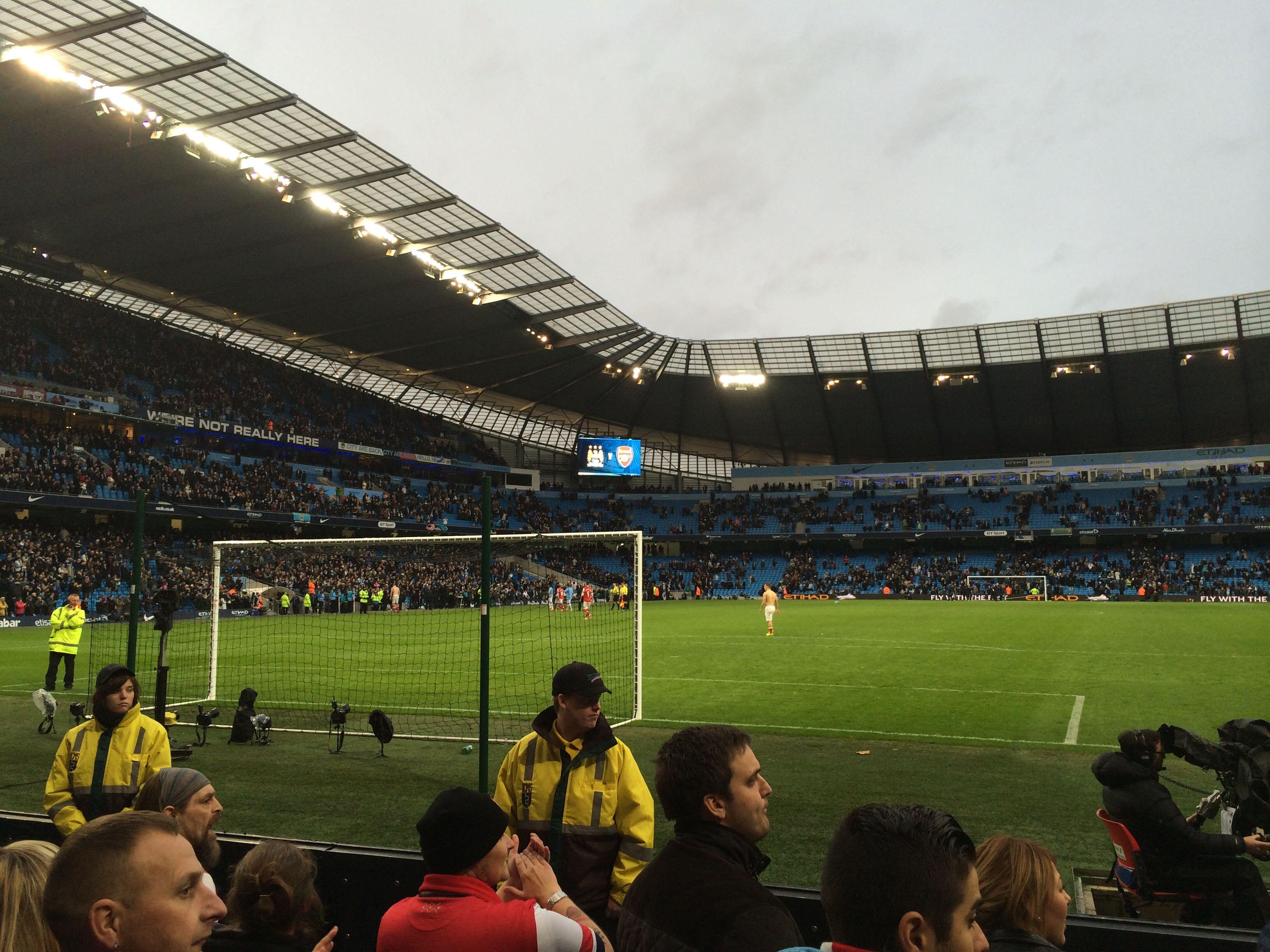 不拘泥于某 不拘泥于某